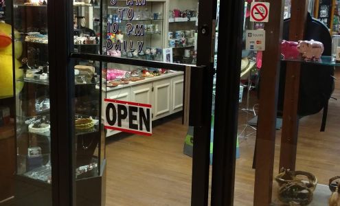 Kairo's Gift Shop and Souvenirs