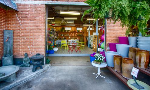 redenta's garden shop