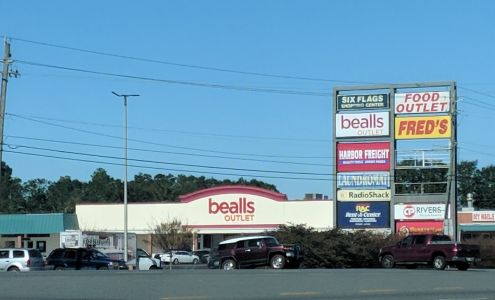 Six Flags Shopping Center