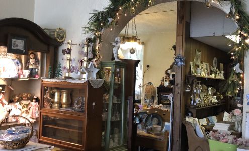 Sharon's Victorian House-Gifts