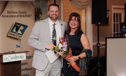 RE/MAX: Isabel “Bela” Alves, Associate RE Broker