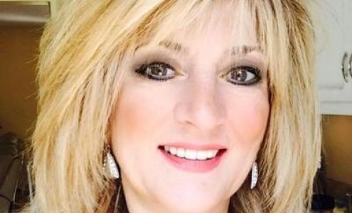 Suzanne Hallisey, RE/MAX Benchmark Realty Group