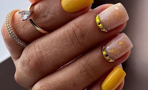 Blossom nail lounge Parrish 8950 US HWY 301N unit 121, Parrish Florida 34219