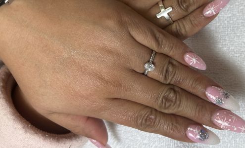 Colors Nail & Spa 610 Spartanburg Hwy unit 3, Hendersonville North Carolina 28792