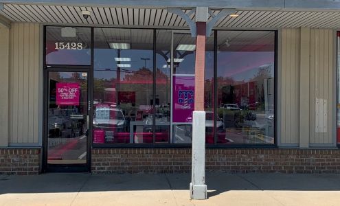 T-Mobile Authorized Retailer