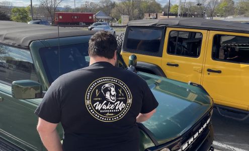 WAKE UP BARBERSHOP LLC