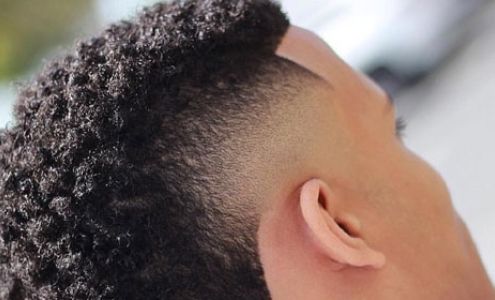 Blade Runners Barbershop 6187 State Farm Dr, Rohnert Park California 94928