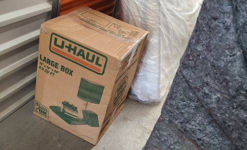 U-Haul Neighborhood Dealer