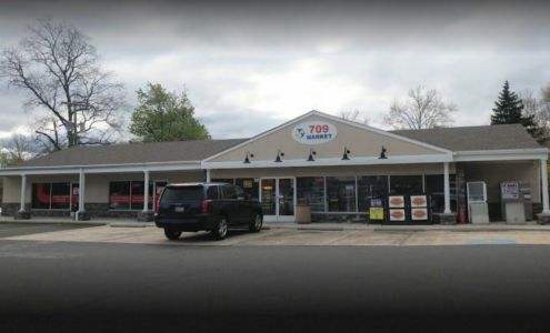 709 Market Lansdale