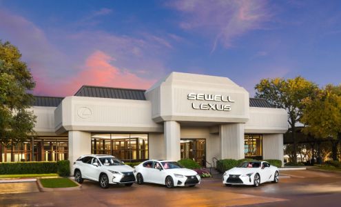 Sewell Lexus Certified Collision Center of Fort Worth