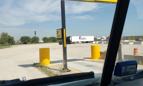 Colonial Pantry Oakwood