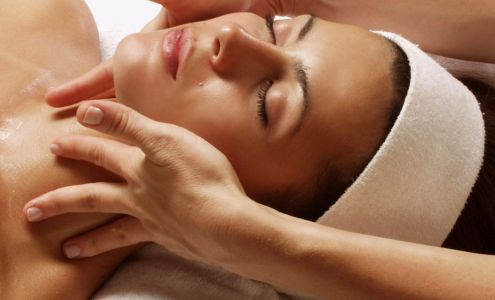 Aura Beauty & Aesthetics LLC