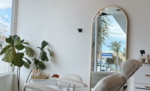 For Love & Beauty inside Tress + Mane Salon