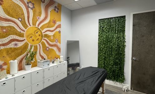 ejhaN 2901 W Cypress Creek Rd Ste 118B, Fort Lauderdale Florida 33309