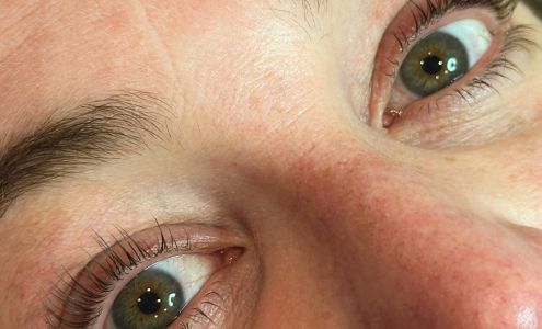 Dizzy Moon Waxing 12107 W Center Rd suite 209, Omaha Nebraska 68144