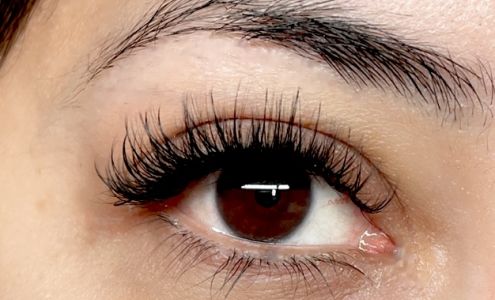 Who’s that Girl Lash & Beauty Services