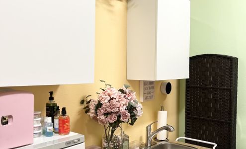 UZURI ALLURE Beauty & Skincare