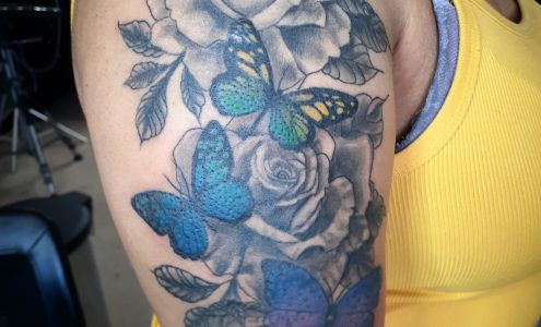 Chucos Finest Tattoos 901 Horizon Blvd, Socorro Texas 79927