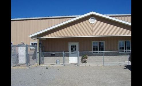 Doggone Groomers & Boarding N3085 W Center Rd, Waupun Wisconsin 53963