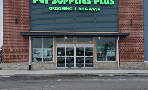 Pet Supplies Plus Oconomowoc