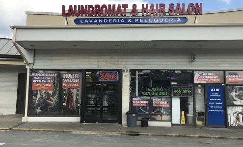 Laundry Mom / Latino Laundromat