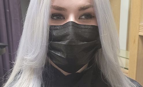 Julia Mabel Colorist at Linda’s Hair Fashion 8524 Steilacoom Blvd SW STE 100, Lakewood Washington 98498