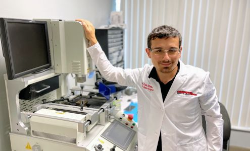 Apple Tech People, Sales & Repair Center