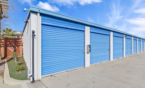 Clark Avenue Mini Storage