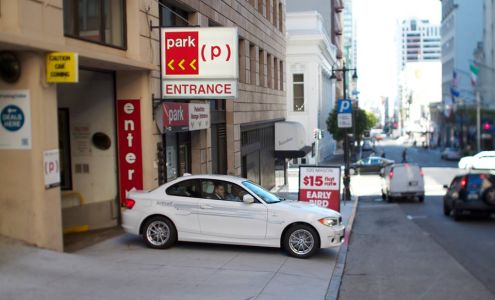 Aero Parking Garage (Propark)