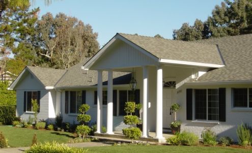 Dan Elliott's Roofing Co