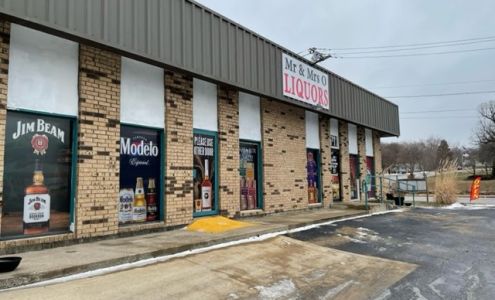 Mr & Mrs O Liquors Merriam