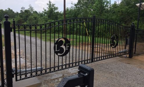 Amazing Gates Of America