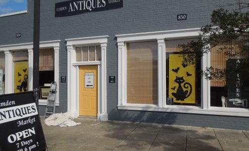 Camden Antiques Market