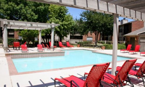 Woodcrest Apartments