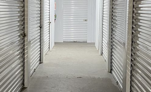 Agassiz Valley Storage 3220