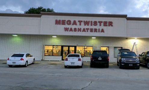 Mega Twister Washateria