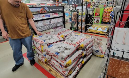 Tractor Supply Hampstead