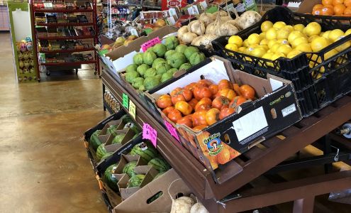 Isabellas Market Salem