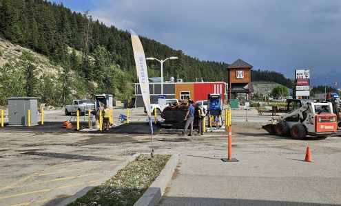On the Run - Convenience Store Golden