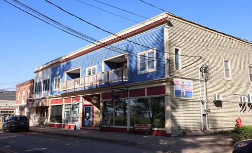 RE/MAX Banner Real Estate