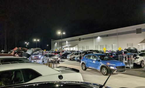 Amazon Fulfillment Center Warehouse SNC3