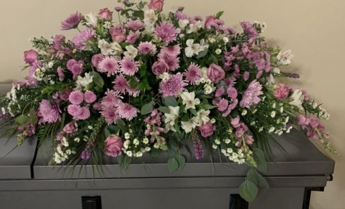 Hughes Florist & Gifts 321 Shelbyville St, Center Texas 75935