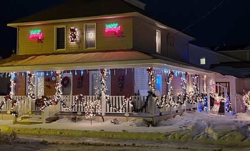 Au Chateau Sturgeon Falls