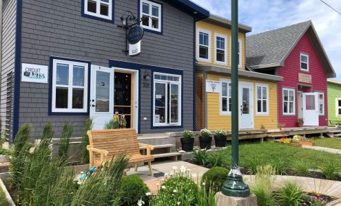 Emerance Art Jewelry 319 Chem. du Quai, Cap-aux-Meules Quebec G4T 1J4