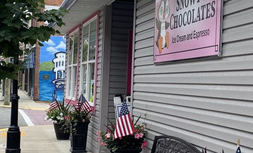 Snowy's Chocolates, Espresso & Ice Cream Elizabeth