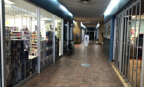 Uniprix Health Daniel Auclair Heppell and Alain Lévesque - affiliated Pharmacy Matagami