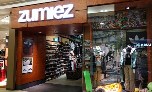 Zumiez