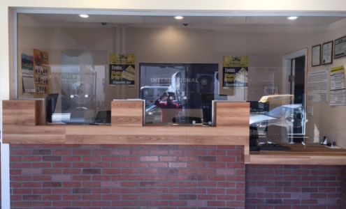 International Travel & Shipping Queens