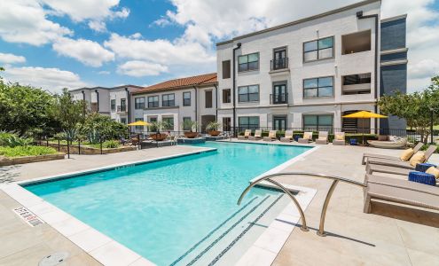 Paseo at Bee Cave by Cortland