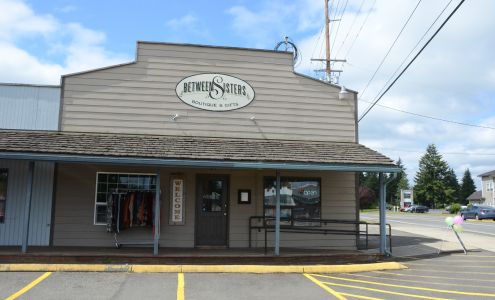 Between Sisters Boutique & Gifts